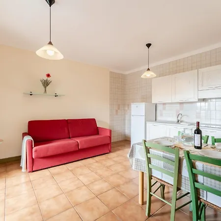 Quaint I Mirti Bianchi 1 Bedroom Sleeps 2 Persons Num0488n Appartement Santa Teresa Gallura